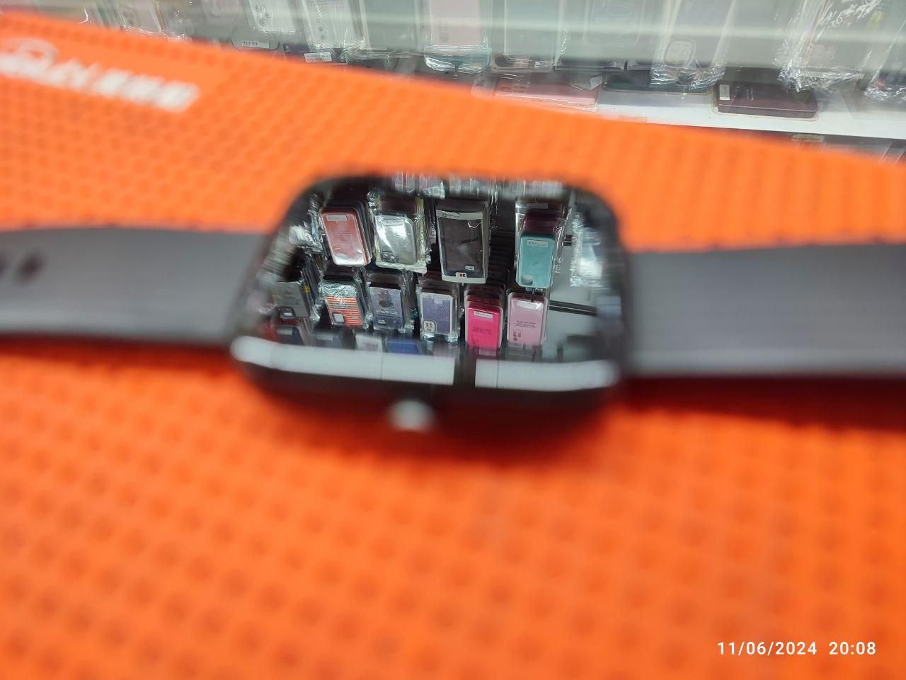 ساعت هوشمند|ساعت|نیشابور, بیمارستان عطار نیشابوری|دیوار