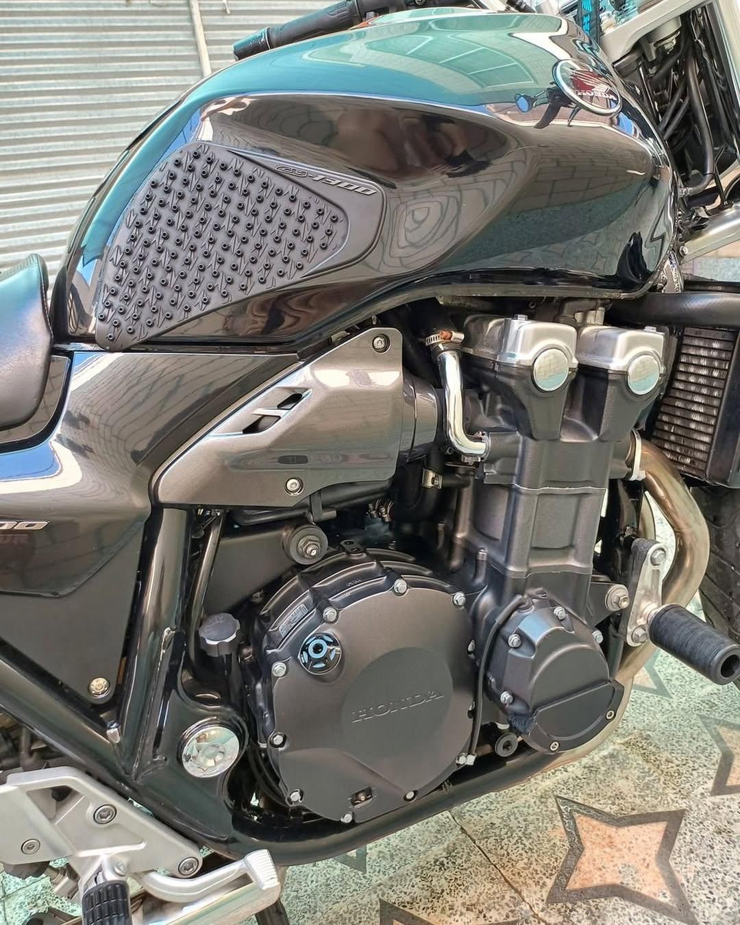 cb1300 2016|موتورسیکلت|تهران, بهارستان|دیوار