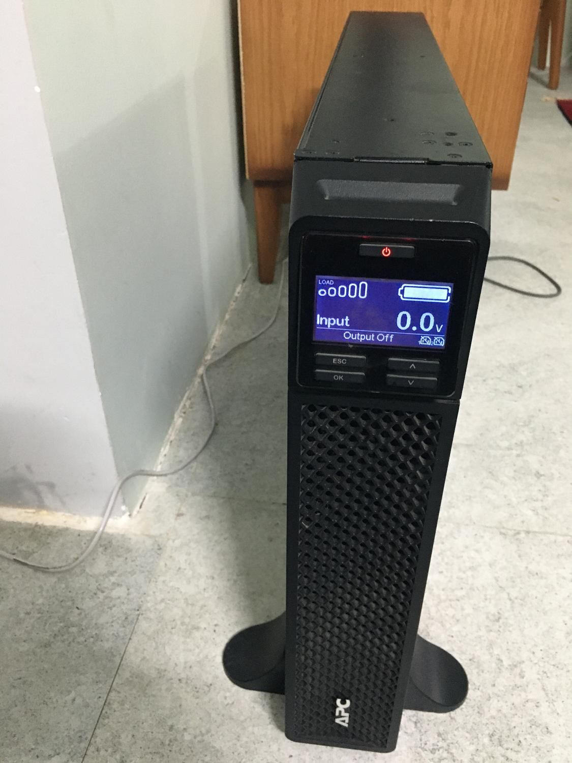 یوپی اس آنلاین تک فاز ای پی سی APC مدل SRT3000XLI|قطعات و لوازم جانبی رایانه|مشهد, فارغ التحصیلان|دیوار