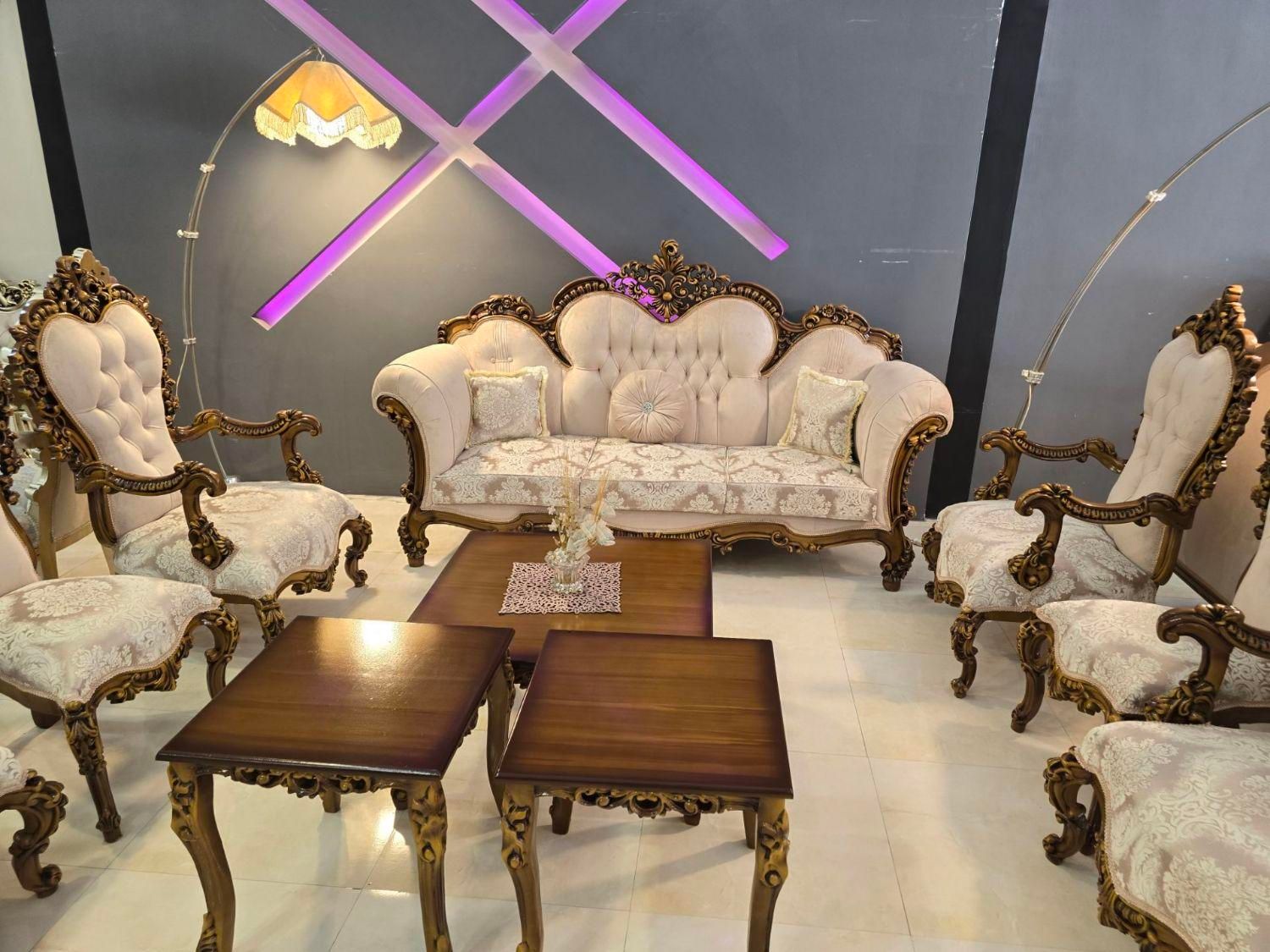 مبل کلاسیک الیزابت  امیر|مبلمان خانگی و میز عسلی|اردبیل, |دیوار