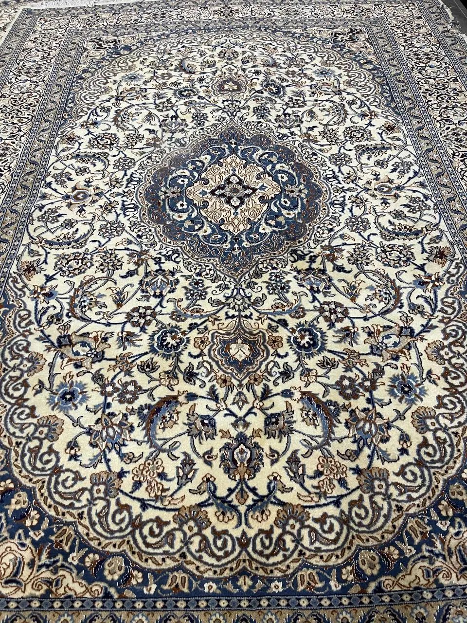 فرش دستباف (بساک)جفت ۹ متری ۴۰ رج گل ابریشم|فرش|مشکین‌دشت, |دیوار