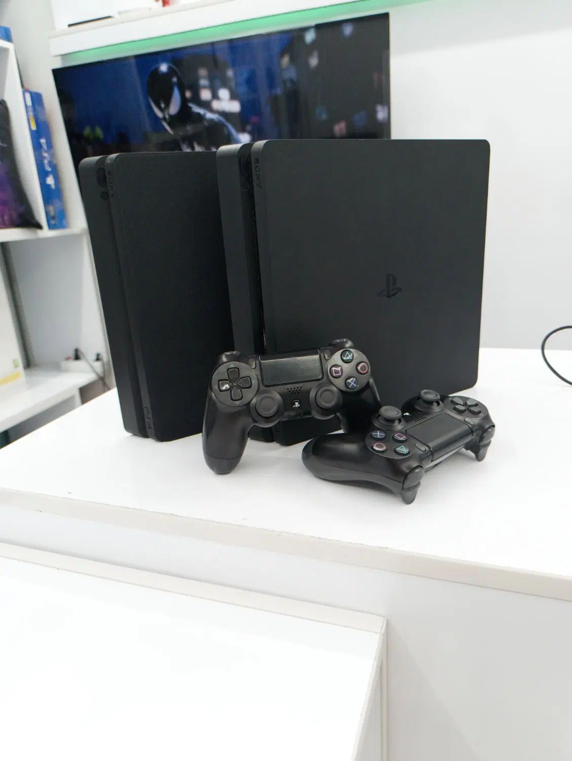 فروش دو عدد کنسول PS4 Slim یک ترابایت کارکرده|کنسول، بازی ویدئویی و آنلاین|اصفهان, سعادت‌آباد|دیوار