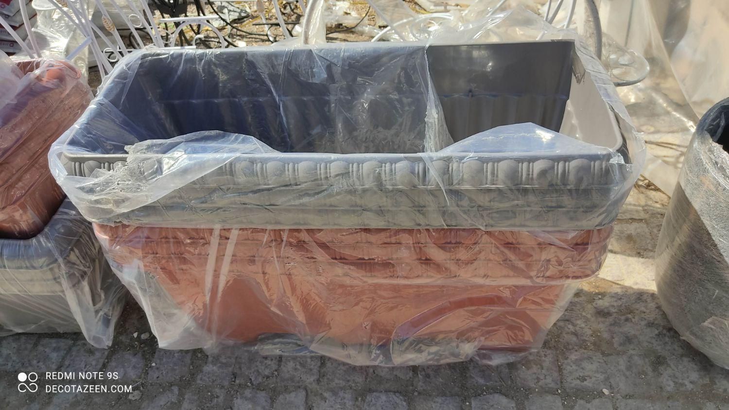 گلدان مستطیل پلاستیکی سایز بزرگ از کارخانه|گل و گیاه طبیعی|تهران, شهرک رضویه|دیوار