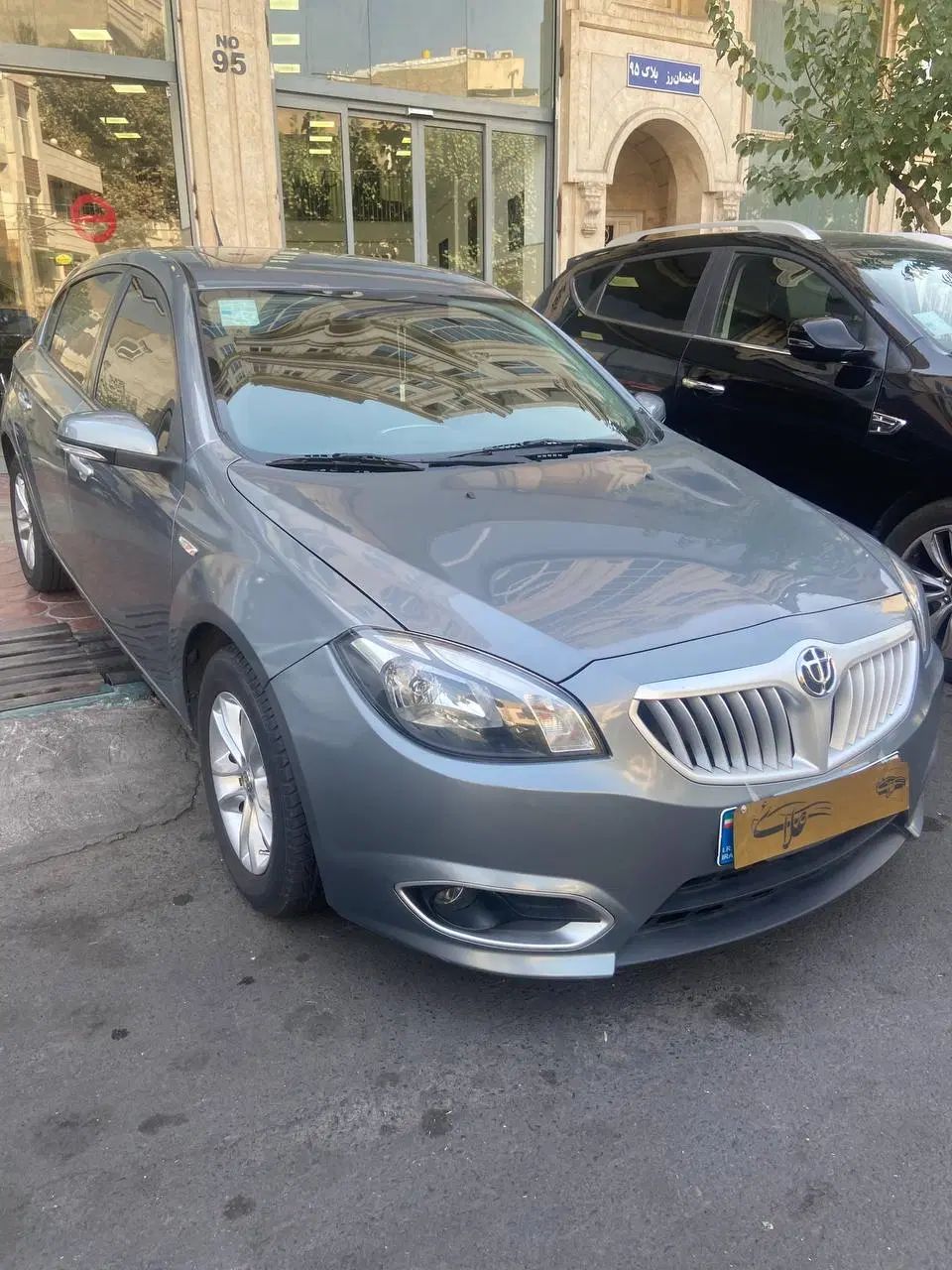 برلیانس h320 اتومات مدل۹۷ (موتور بزرگ)|خودرو سواری و وانت|تهران, علم و صنعت|دیوار