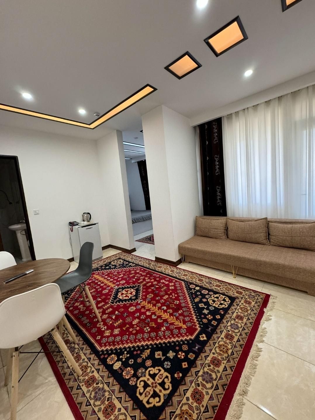 اجاره سویت هتل الماس غرب|اجارهٔ کوتاهمدت آپارتمان و سوئیت|سنندج, |دیوار