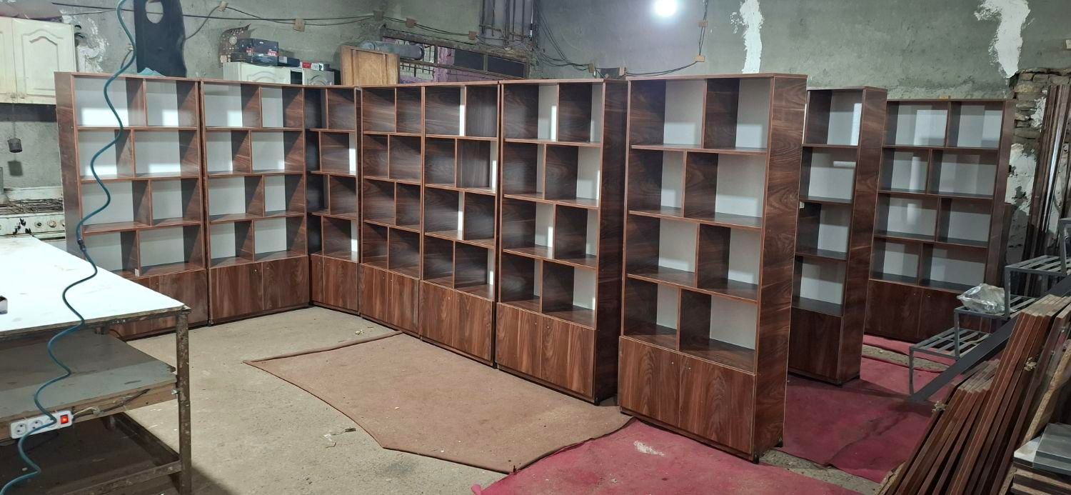 به چند کارگر  ساده نیازمندیم|استخدام صنعتی، فنی، مهندسی|تهران, شهرک ابوذر|دیوار