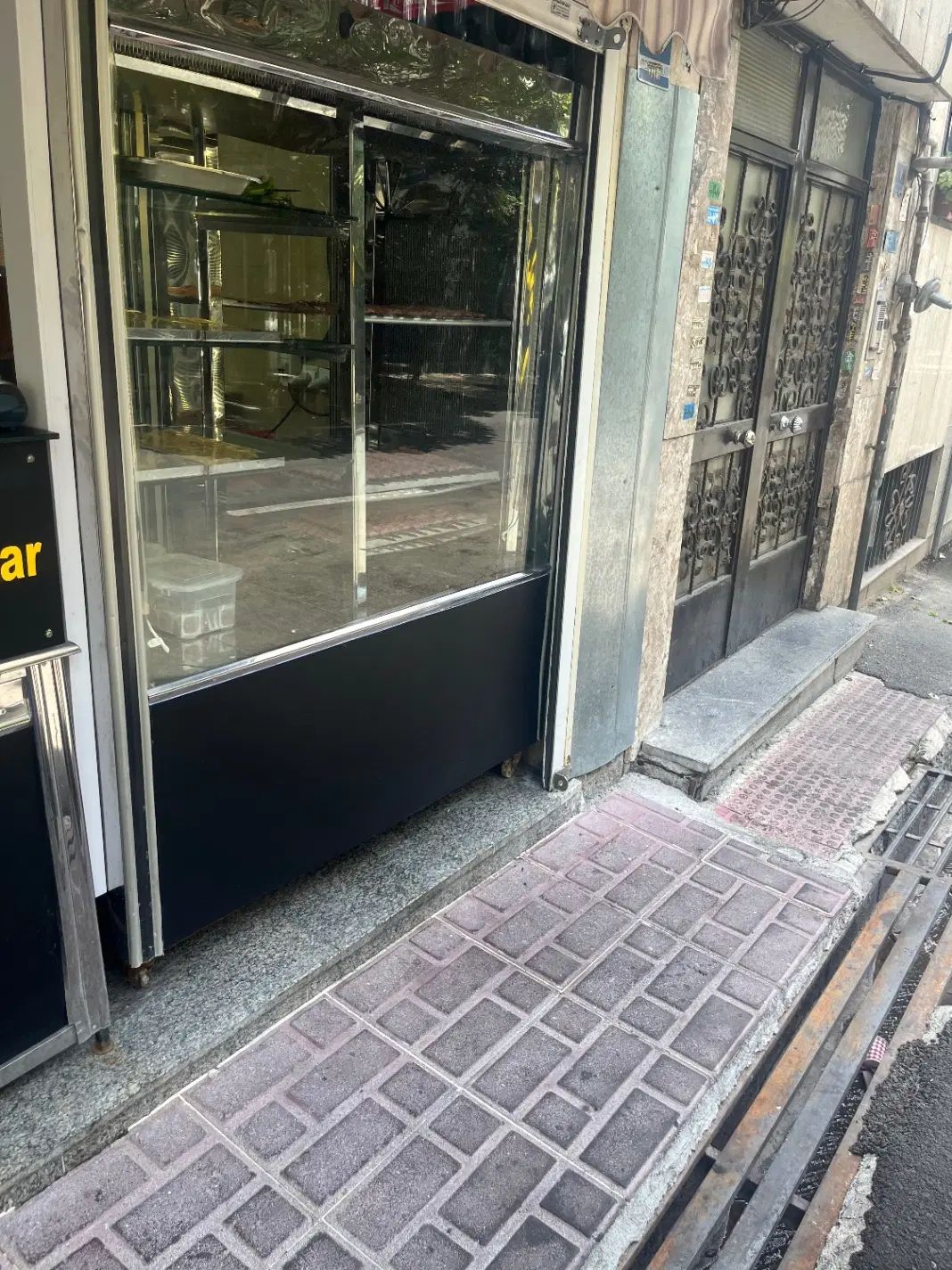 کارگر ساده جهت نظافت و بسته بندی در کبابی|استخدام خدمات فروشگاه و رستوران|تهران, مهران (سیدخندان)|دیوار