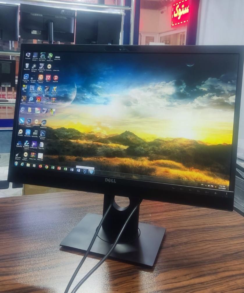مانیتور دل وبکم و اسپیکر Dell 24 LED ips HDMI|قطعات و لوازم جانبی رایانه|قم, صفائیه|دیوار