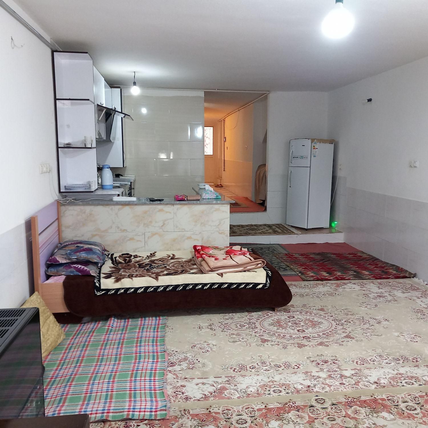 مناسب جهت خانواده دارای مجوز از سازمان گردشگری|اجارهٔ کوتاه‌مدت آپارتمان و سوئیت|صدرا-فارس, فاز ۱|دیوار