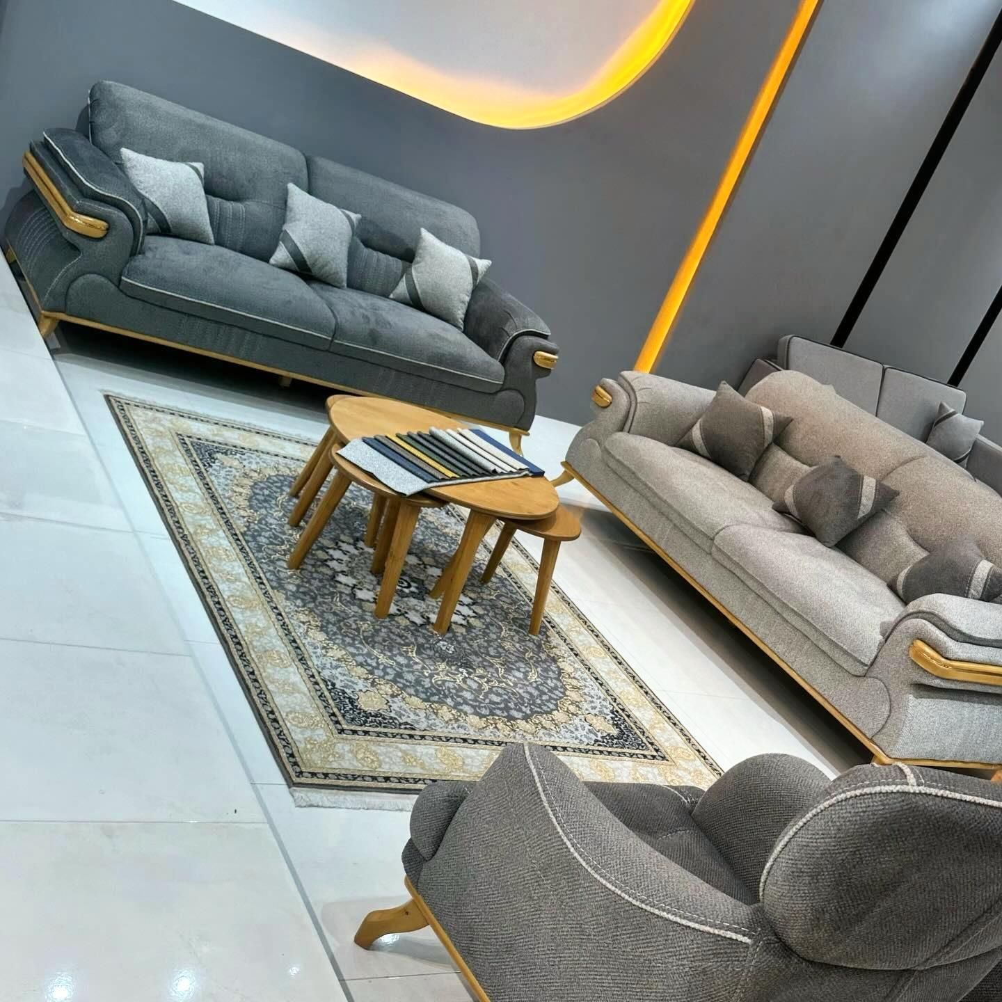 مبل اتریشی ×× بانک مبل ××|مبلمان خانگی و میز عسلی|خرمآباد, |دیوار