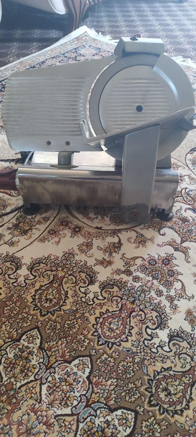 لوازم مغازه یخچال و فریزر و کالباس بر و استند پفک|فروشگاه و مغازه|اصفهان, سودان|دیوار