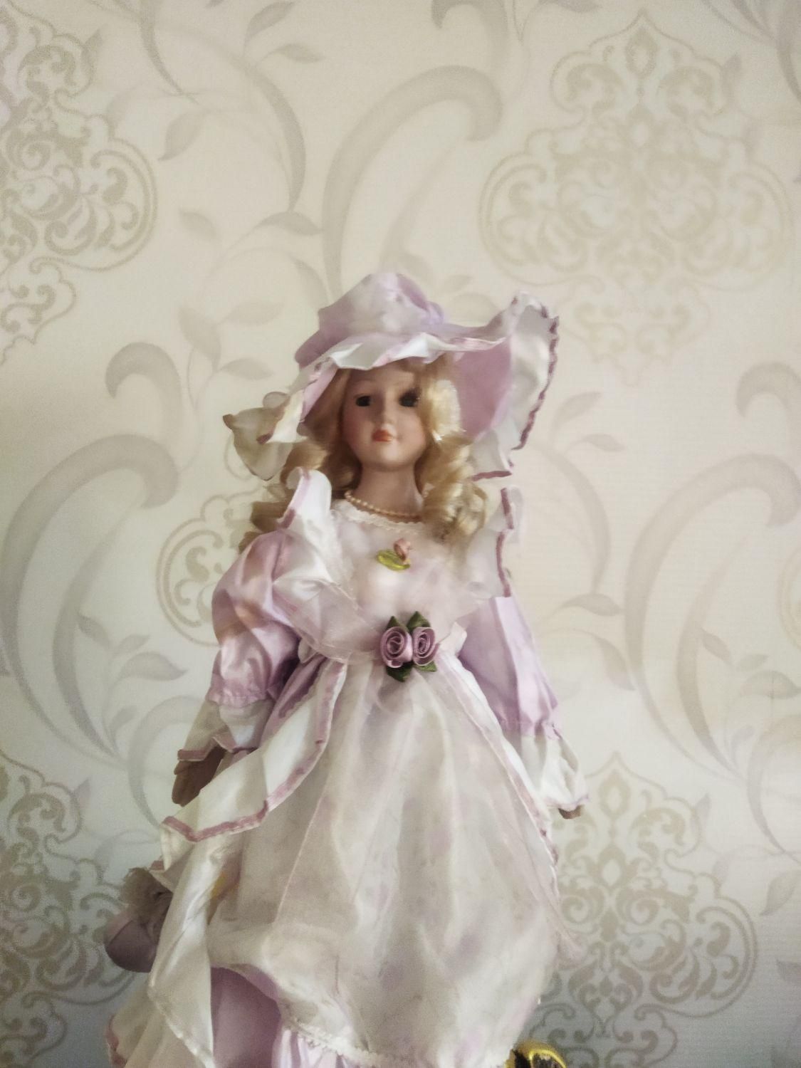 عروسک دکوری و قدیمی|کلکسیون اشیاء عتیقه|تبریز, |دیوار