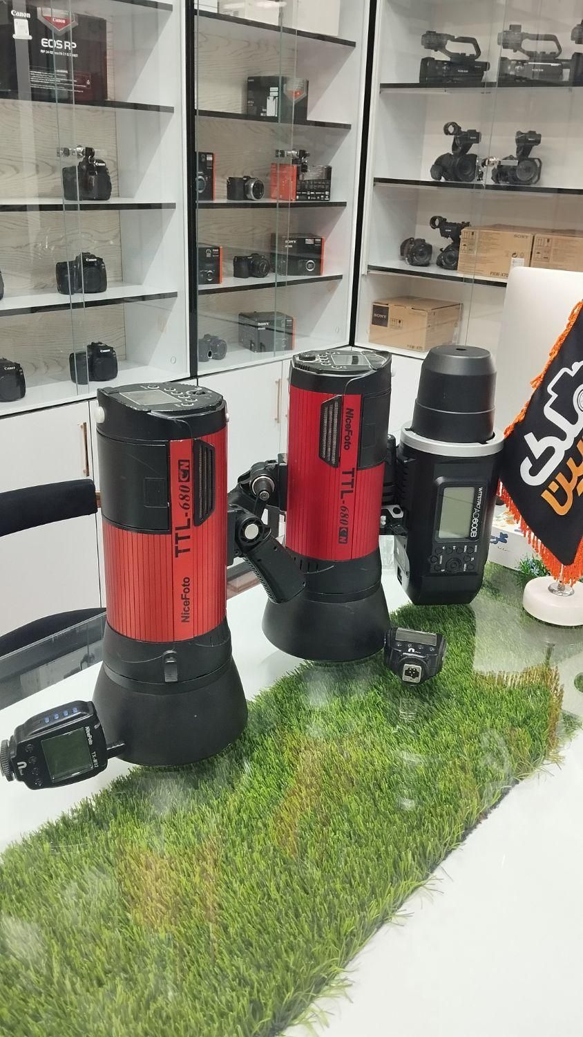 پرتابل نایس فوتو 680ژول|دوربین عکاسی و فیلمبرداری|مشهد, طلاب|دیوار