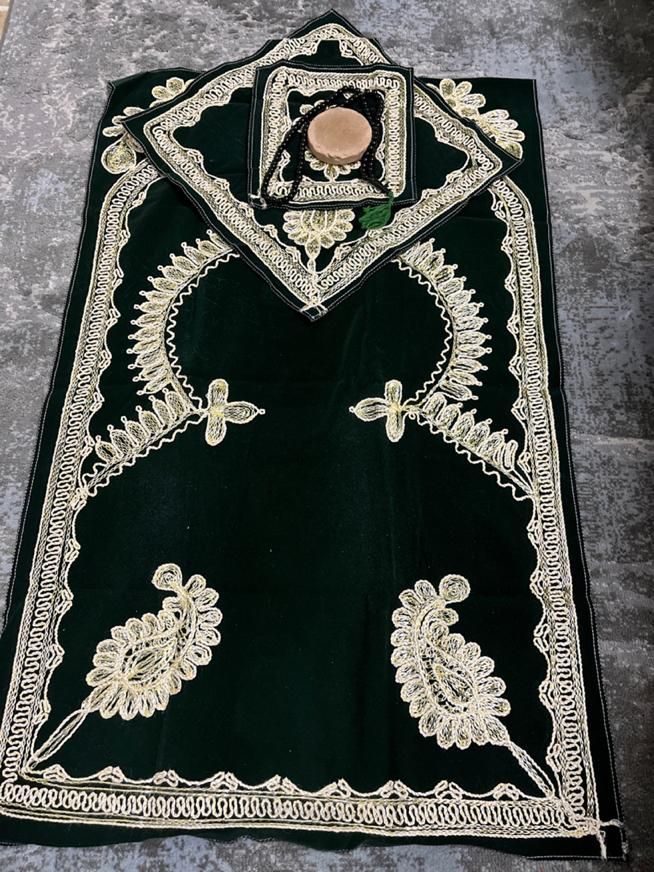 سه عدد سجاده و جانماز همراه با مهر و تسبیح نو|صنایع دستی و سایر لوازم تزئینی|تهران, نواب|دیوار