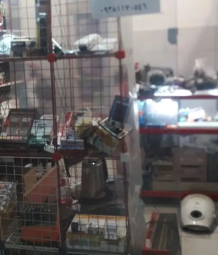 فرو مغازه در شاهین ویلا جواد اباد پاساژ ایفل همکف|فروش مغازه و غرفه|کرج, شاهین‌ویلا|دیوار