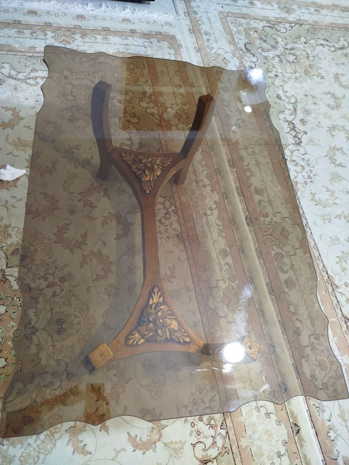 مبل  سلطنتی کاملن سالم|مبلمان خانگی و میز عسلی|صفادشت, |دیوار