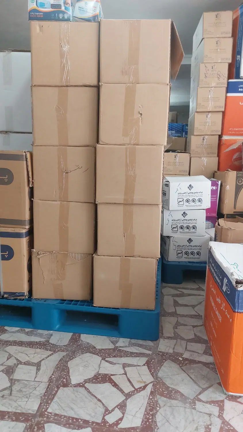 انباردار خانم برای شرکت پخش آرایشی و بهداشتی|استخدام اداری و مدیریت|رشت, حمیدیان|دیوار