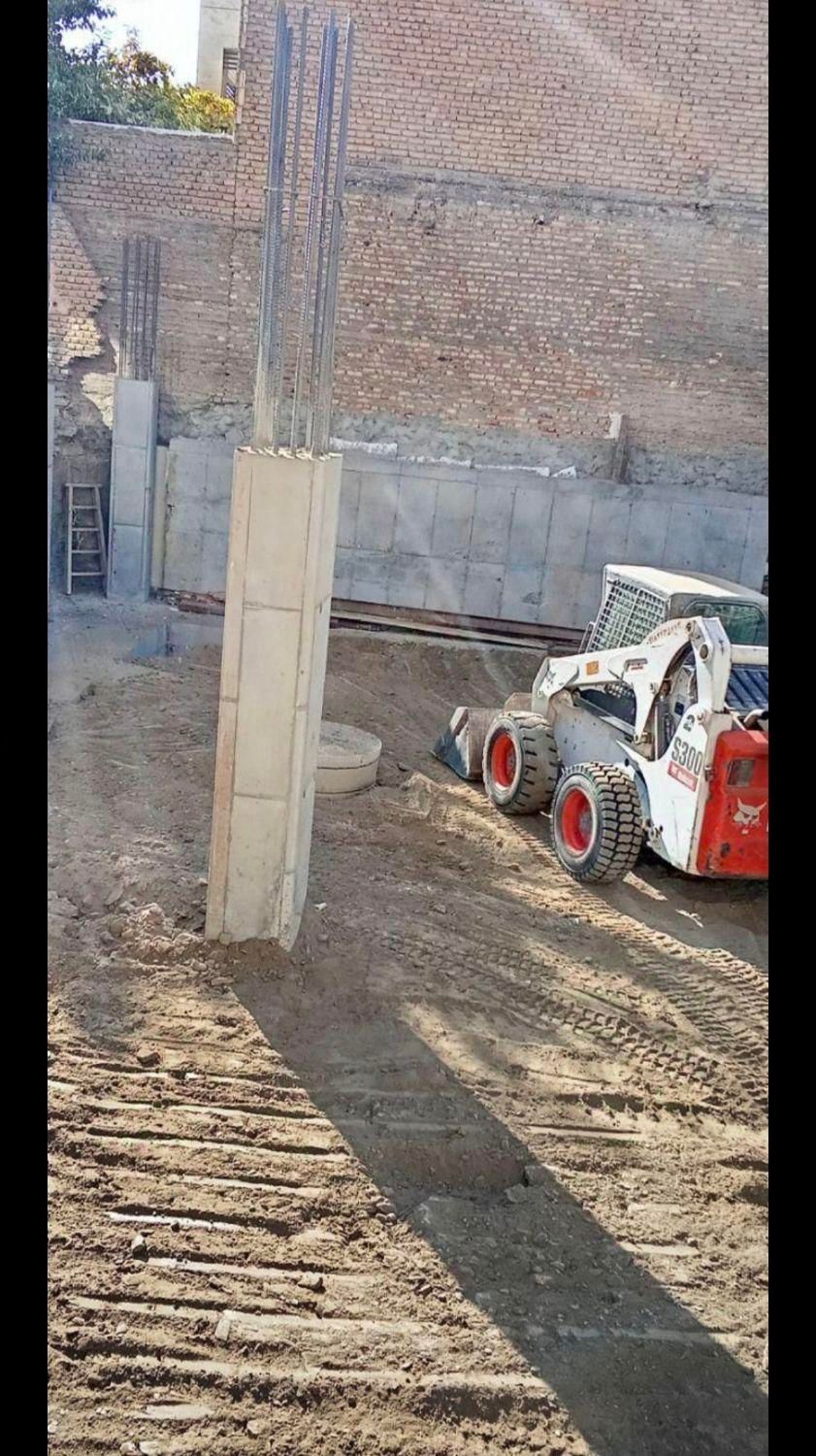 مینی لودر.بابکت.حمل نخاله .تخریب|خدمات حمل و نقل|ارومیه, |دیوار