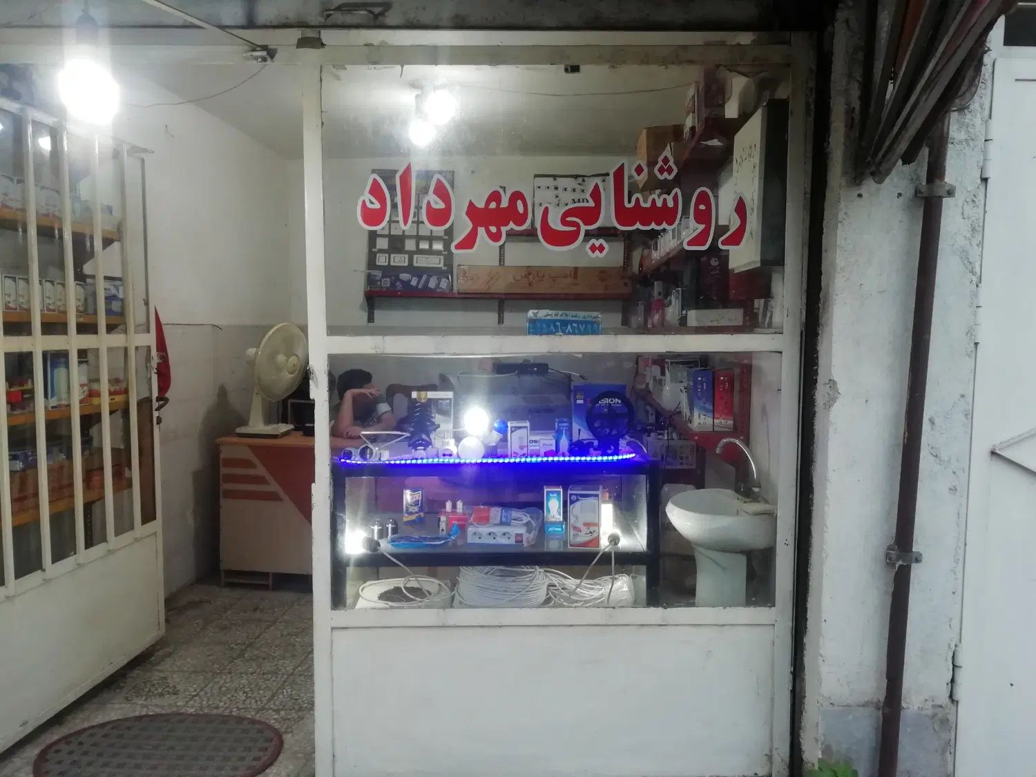 اجاره مغازه 12متری|اجارهٔ مغازه و غرفه|رشت, معلولین|دیوار