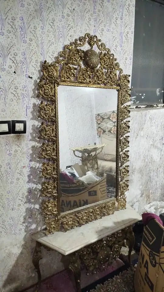 اینه شعمدان طرح برنجی میز تلوزیون|میز تلویزیون|مشهد, کارمندان دوم|دیوار