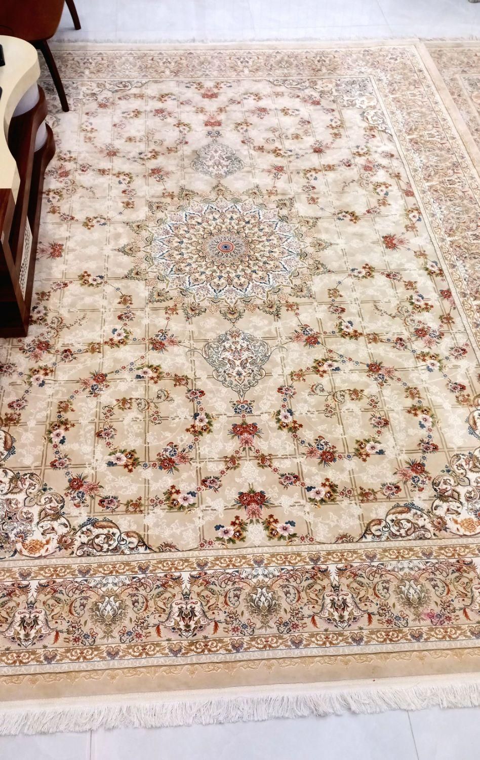 فروش فرش 9متری 1200 شانه بزرگمهر کاشان|فرش|فولادشهر, B8|دیوار