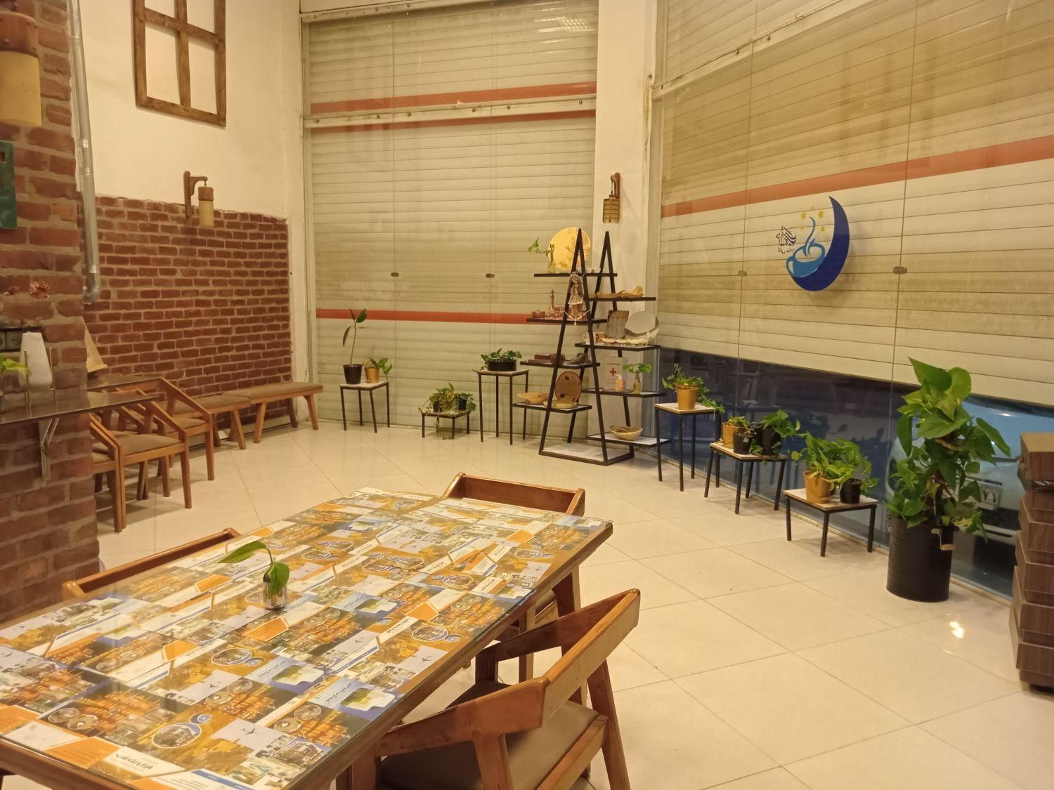 آپارتمان لوکس دربلوار حمزه|اجارهٔ کوتاه‌مدت آپارتمان و سوئیت|کرمان, |دیوار