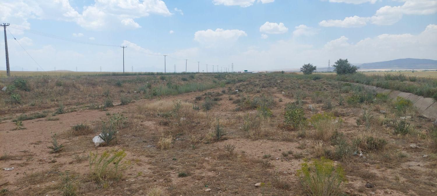 زمین کشاورزی دیم جنب شهرک گلخانه کوریجان|فروش دفتر صنعتی، کشاورزی، تجاری|همدان, |دیوار