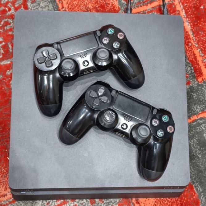 PS4 Slim 1 ترابایت دیسک‌خور ۲ دسته ۱۸ بازی|کنسول، بازی ویدئویی و آنلاین|تهران, دریاچه شهدای خلیج فارس|دیوار