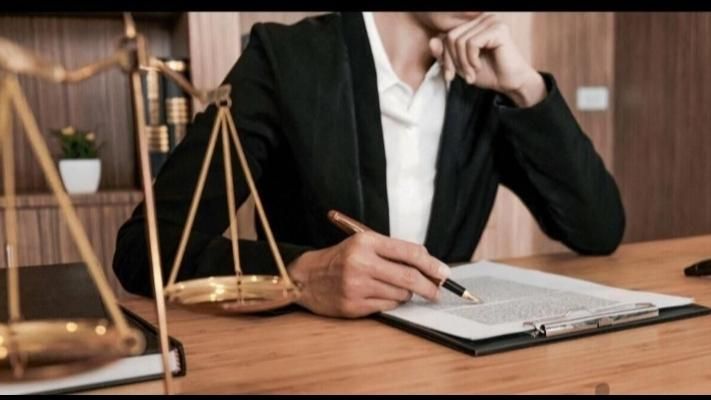 وکیل دعاوی حقوقی/ملکی/خانواده/چک و سفته|خدمات مالی، حسابداری، بیمه|اردبیل, |دیوار