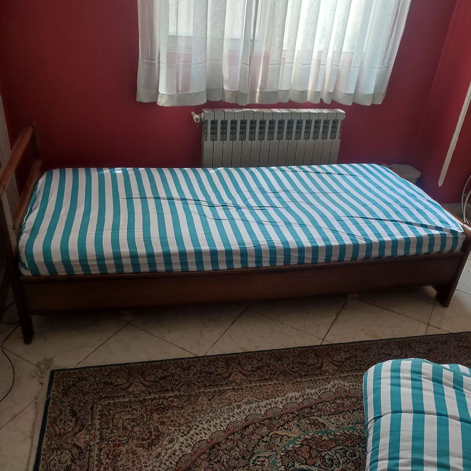 تخت چوبی یکنفره|تخت و سرویس خواب|تهران, آشتیانی|دیوار