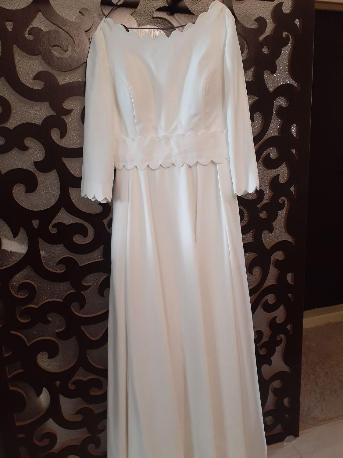 لباس عقد یا نامزدی نو نو یکشب پوشیده شده|لباس|تهران, حکیمیه|دیوار