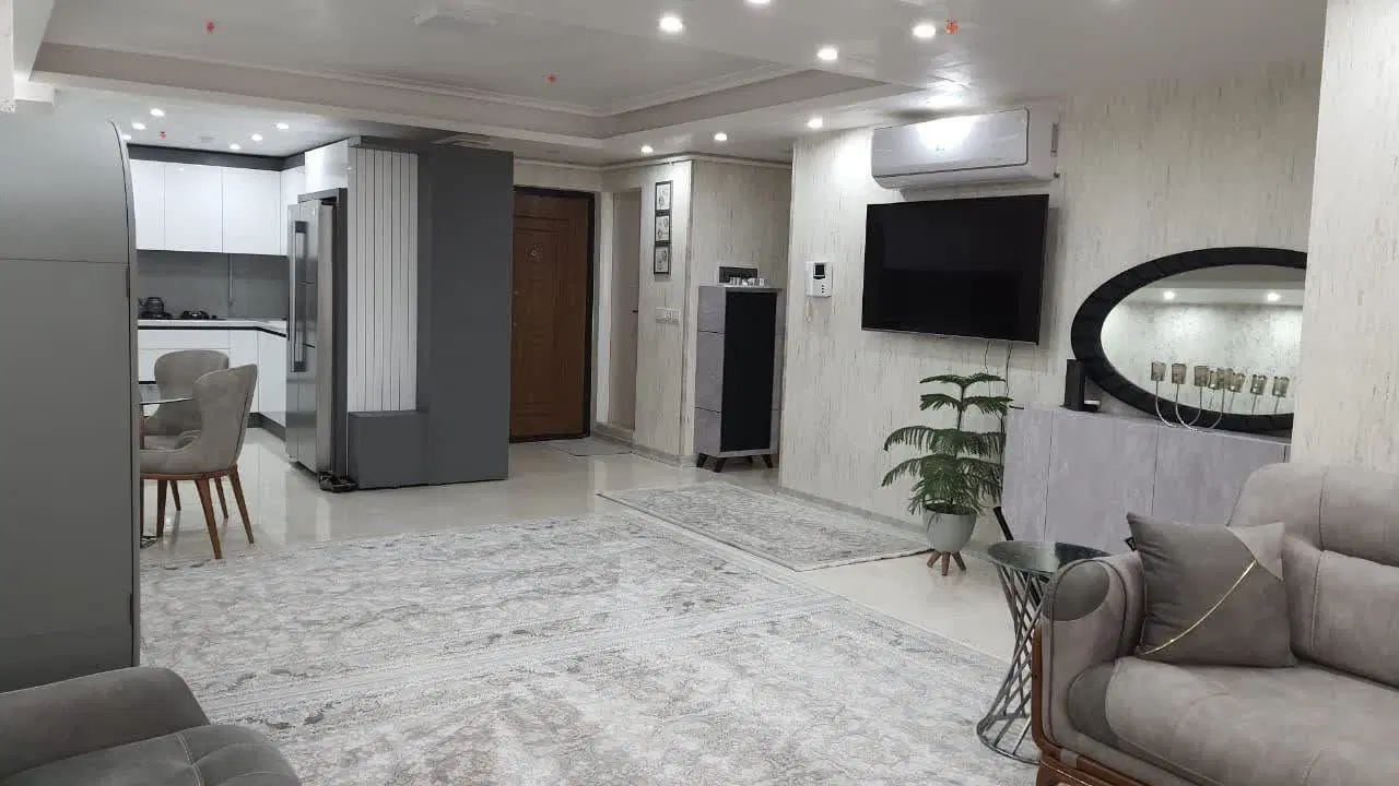 91متر گلزار کوچه نادری طبقه اول فول تجهیز|فروش آپارتمان|همدان, |دیوار