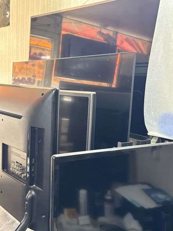 تعمیرات تخصصی انواع تلویزیونهای LED LCD|خدمات پیشه و مهارت|تهران, طیب|دیوار