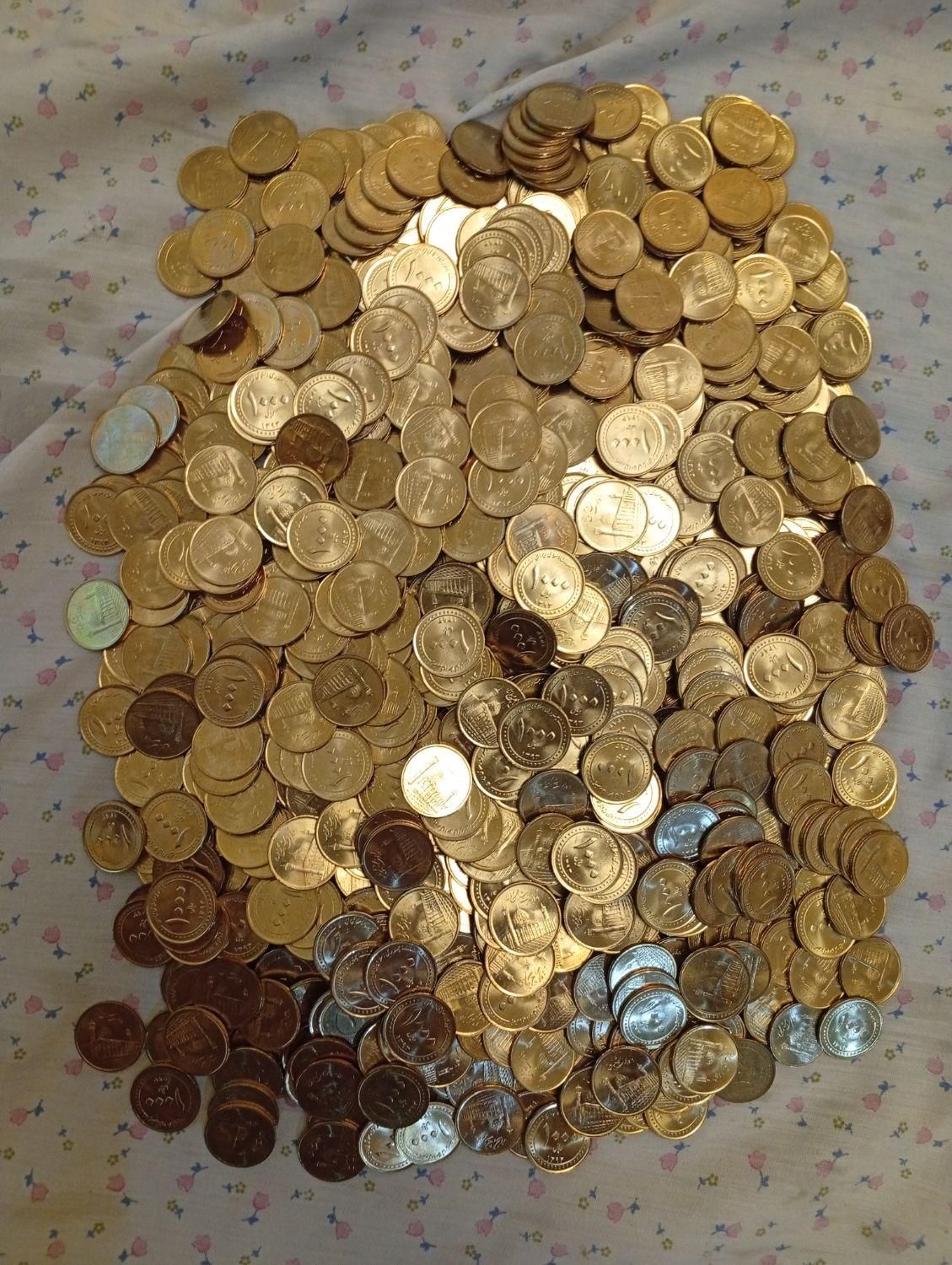سکه‌های سوپر بانکی و رول سکه . و اسکناس|کلکسیون سکه، تمبر، اسکناس|تهران, ابوذر|دیوار