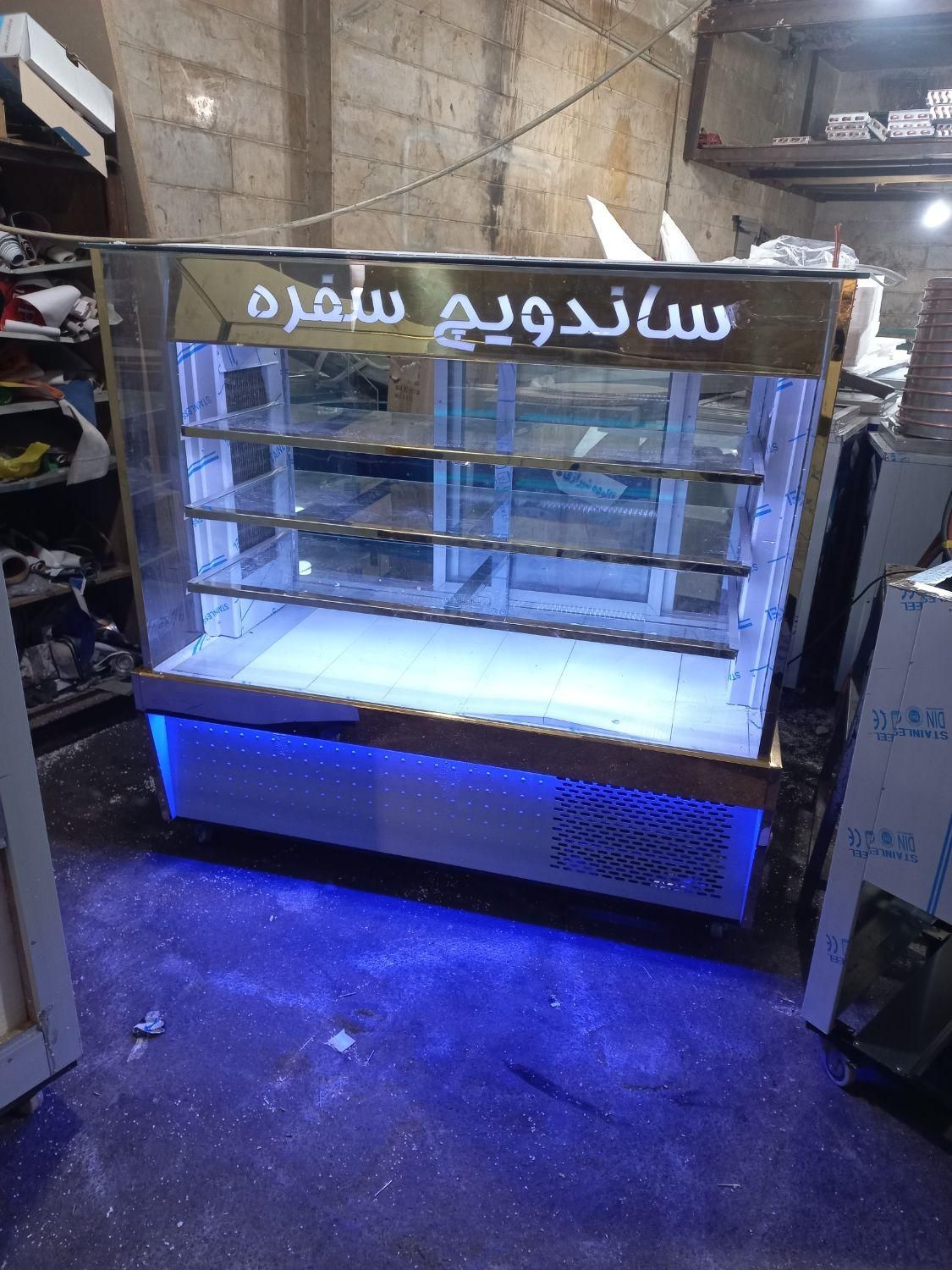 یخچال ایستاده ویترین کبابی مکعبی لبنیات فست فود|کافی‌شاپ و رستوران|تهران, افسریه شمالی|دیوار