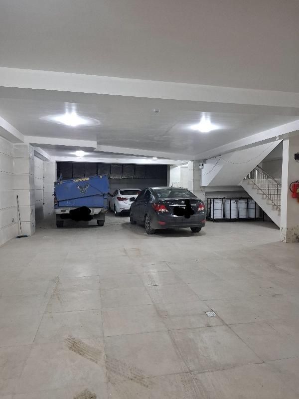 آپارتمان تک واحدی کلید اول گلدشت شرقی(مدارک کامل)|فروش آپارتمان|خرم‌آباد, |دیوار