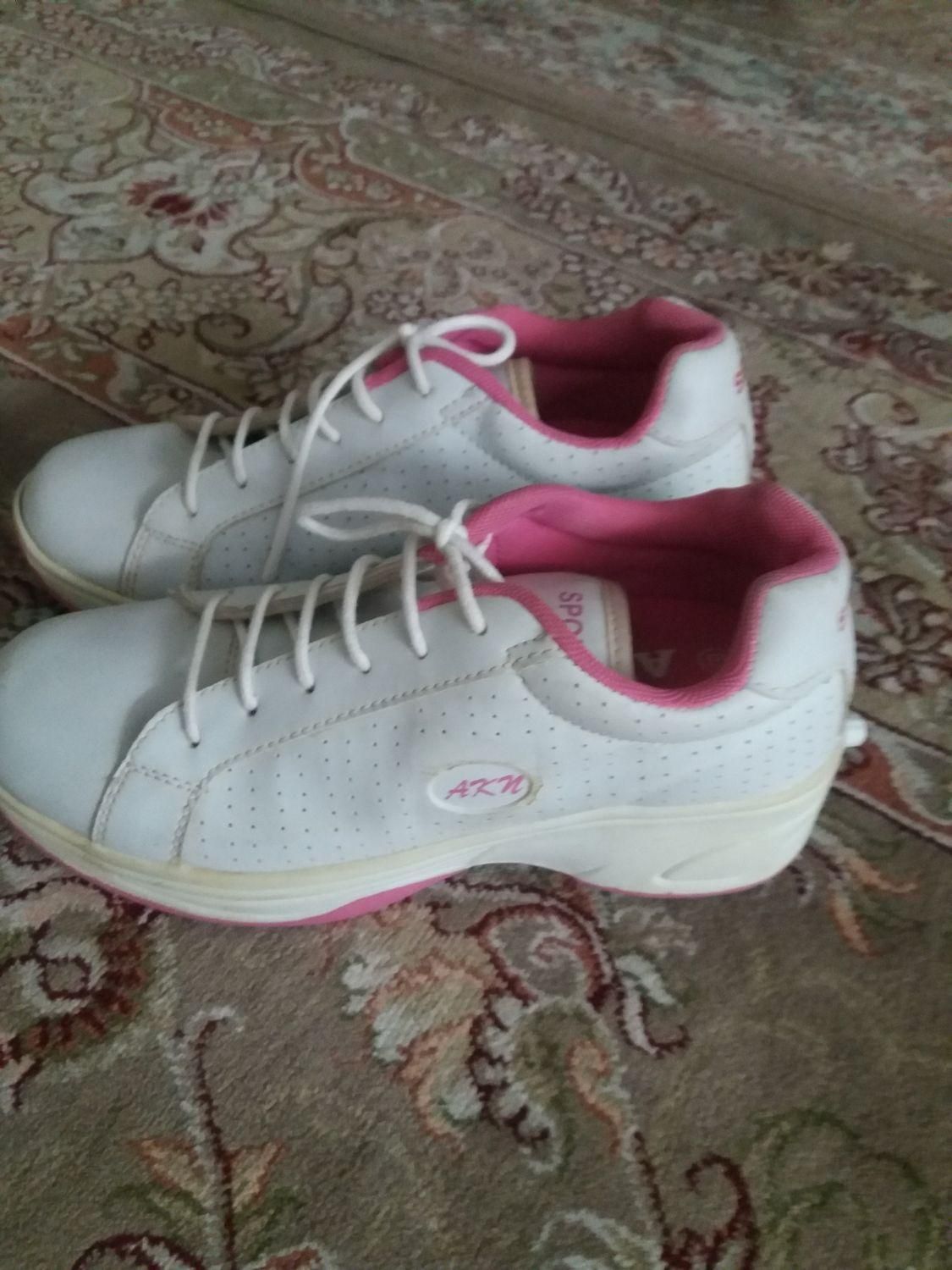 کفش ورزشی اسپرت|کفش و لباس بچه|تهران, زرکش|دیوار