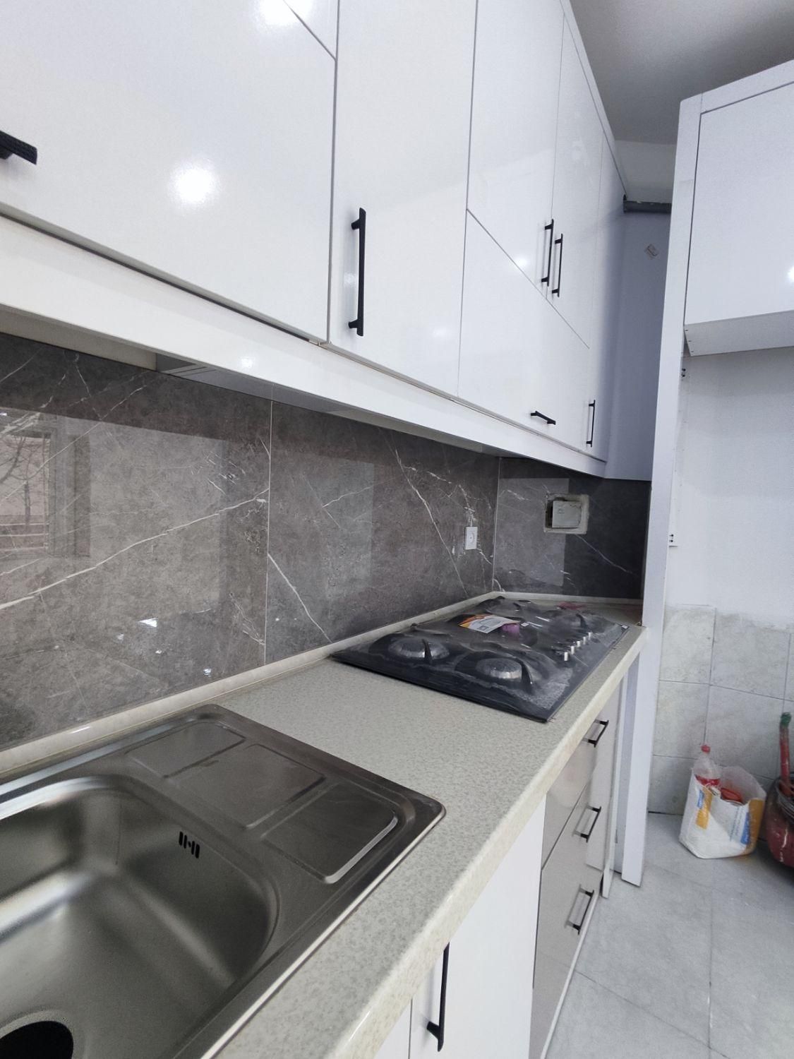 ابتدای اندیشه/همکف با حیاط اختصاصی و پارکینگ|فروش آپارتمان|مشهد, شهرک رازی (شهرک غرب)|دیوار