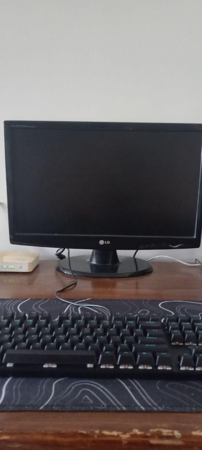 مانیتور 19 اینچ LG|قطعات و لوازم جانبی رایانه|کرمان, |دیوار