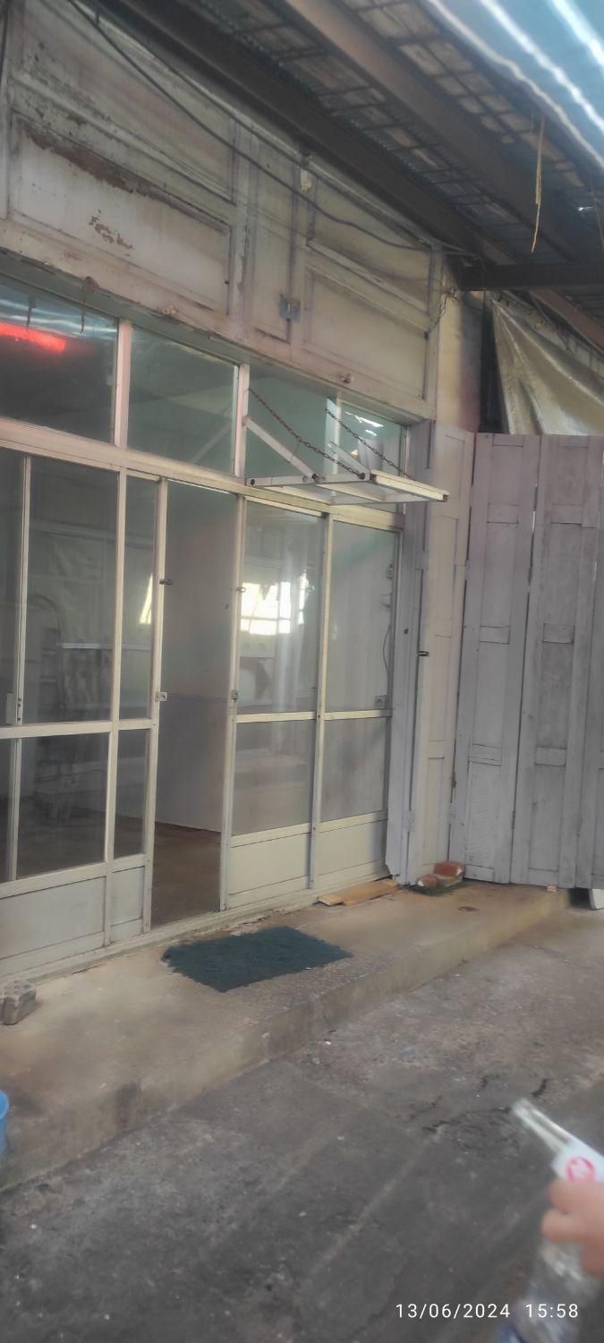 بهترین مغازه وسط بازار اصلی رشت با اجاره استثنایی|اجارهٔ مغازه و غرفه|رشت, بازار|دیوار