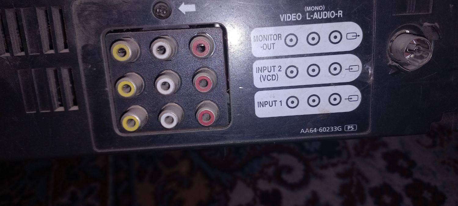 تلوزیون رنگی سامسونگ ۲۱ اینچ|تلویزیون و پروژکتور|شیراز, شهرک نیروی انتظامی|دیوار
