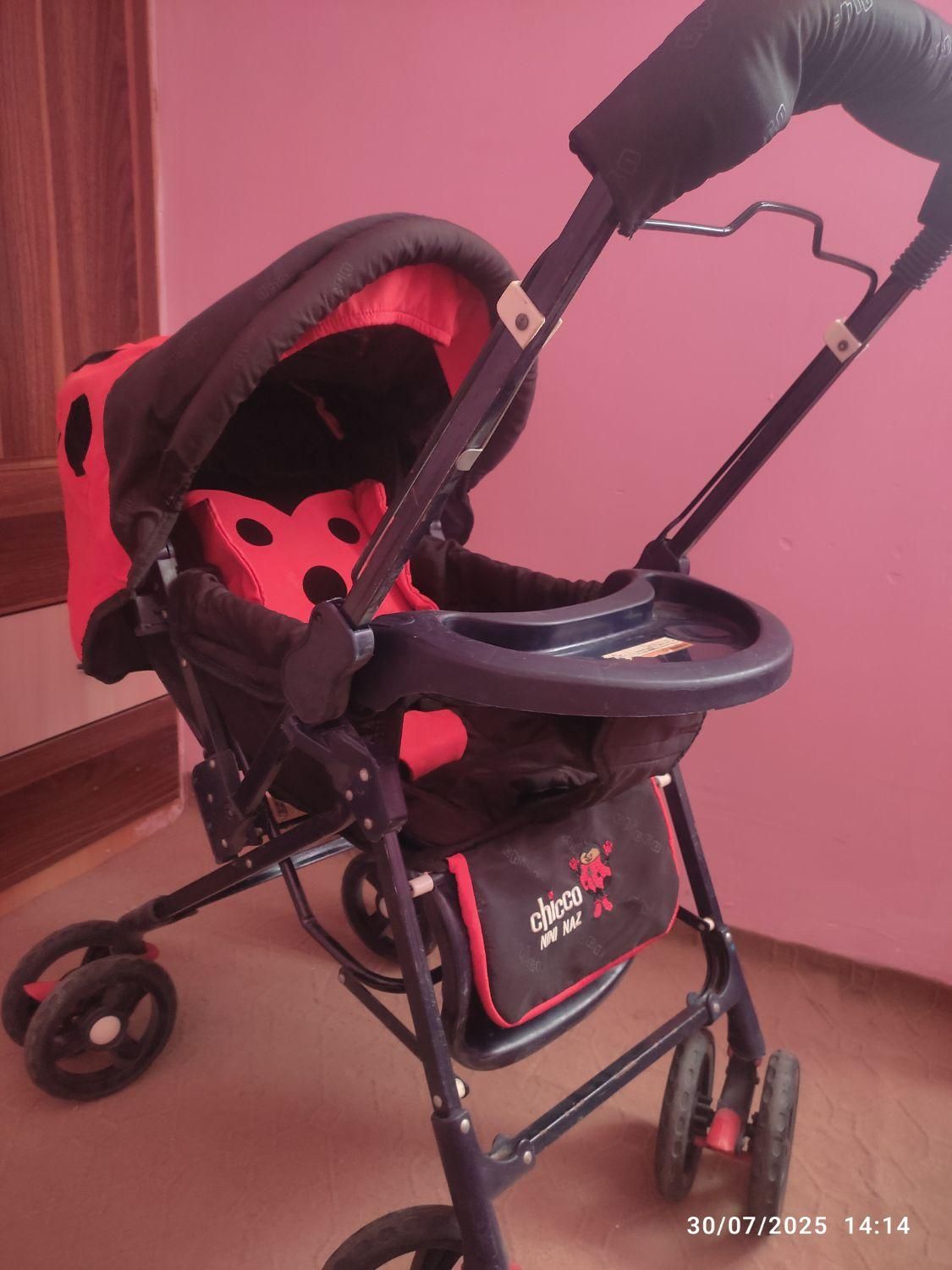 کالسکه و روروک و کریر|کالسکه و لوازم جانبی|گلبهار, شهر جدید گلبهار|دیوار