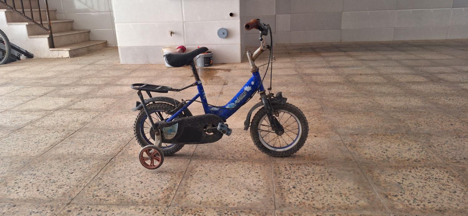 دوچرخه سایز ۱۲ تمیز و سالم|دوچرخه، اسکیت، اسکوتر|قرچک, پارس سرام|دیوار