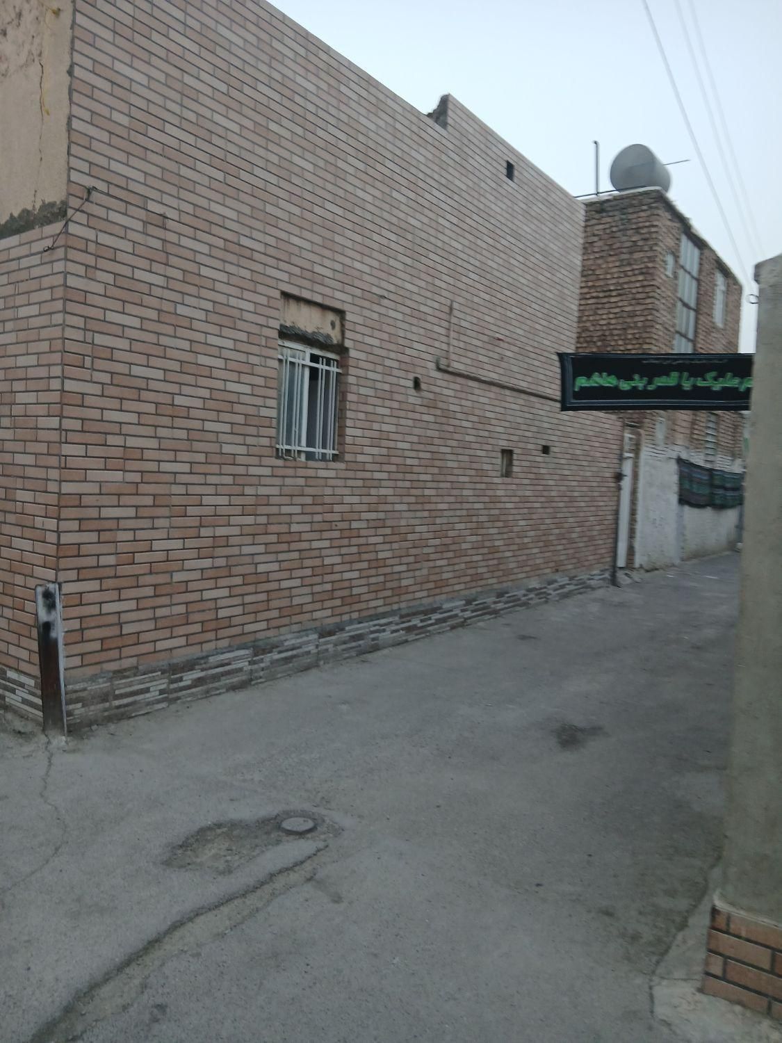 ویلایی۹۰متر۲طبقه قدیمی تابلوخانه اصفهان سند۶دانگ|فروش خانه و ویلا|اصفهان, لیمجیر|دیوار