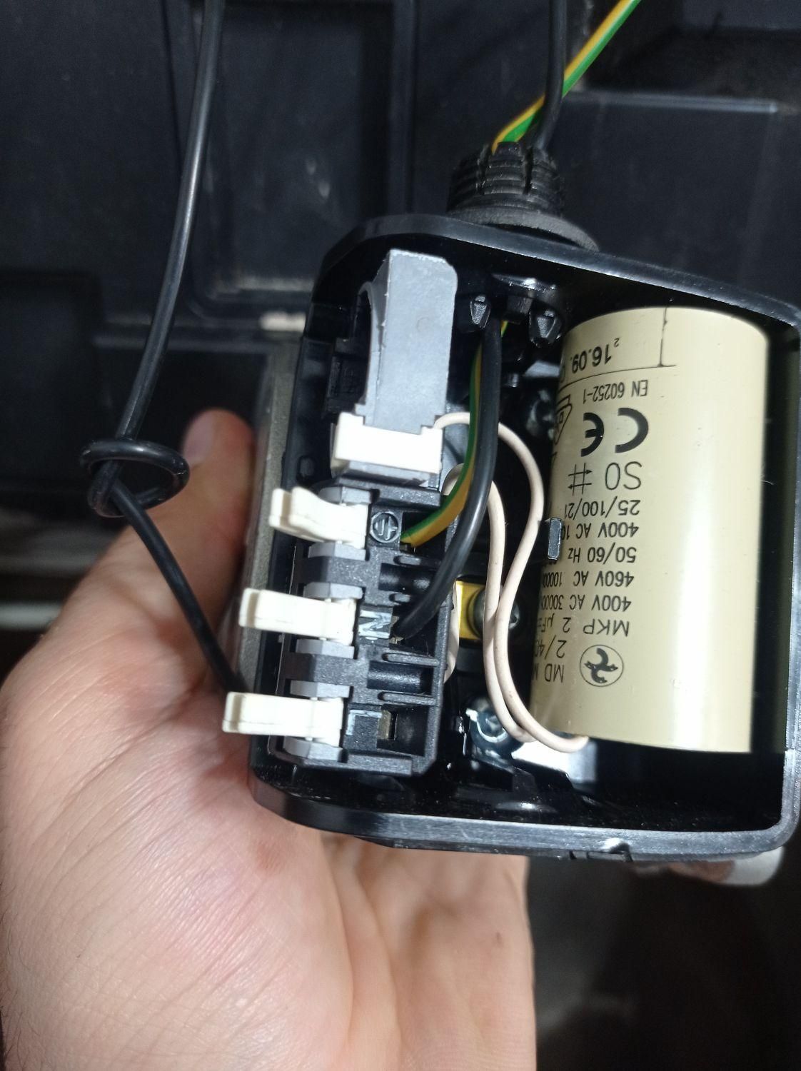 سرویس تعمیرات پکیج و برد پکیج|آبگرمکن، پکیج، شوفاژ|پرند, فاز ۴|دیوار