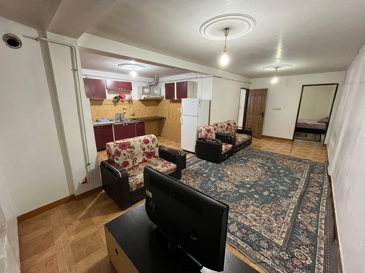 اجاره روزانه/هفتگی آپارتمان ۷۵ متری در اب وبرق|اجارهٔ کوتاه‌مدت آپارتمان و سوئیت|رشت, آب و برق|دیوار