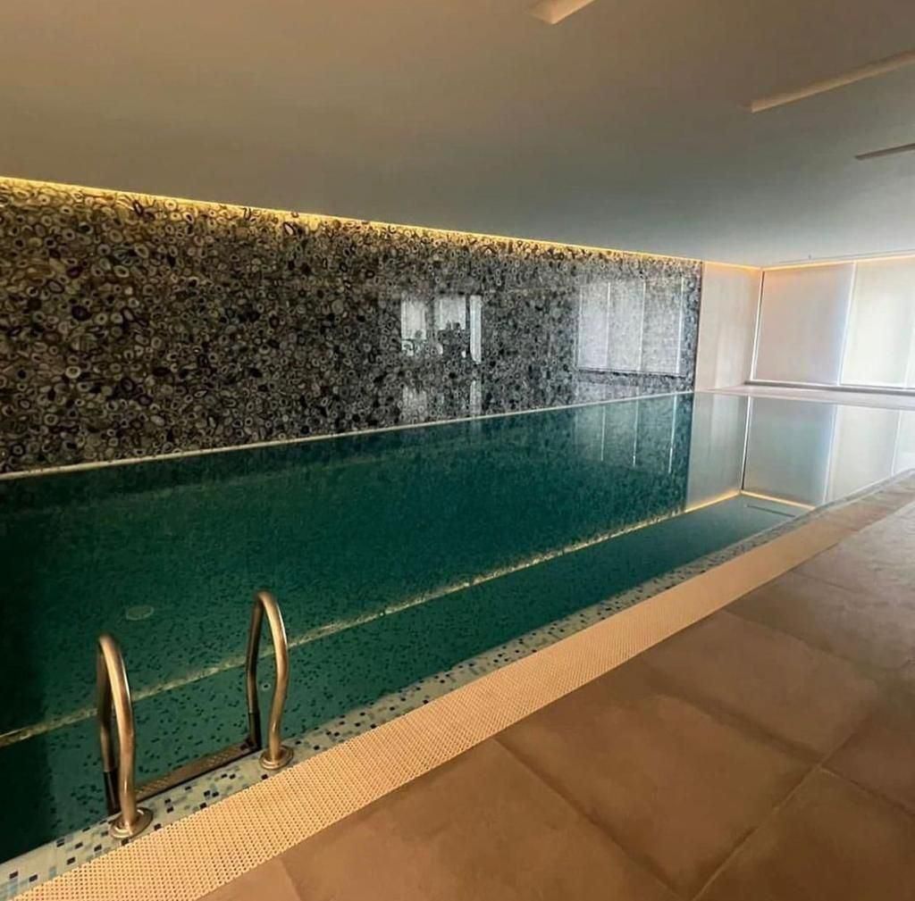 145*187مترفرشته نوساز*برج باغ مدرن*مشاعات هتلینگ