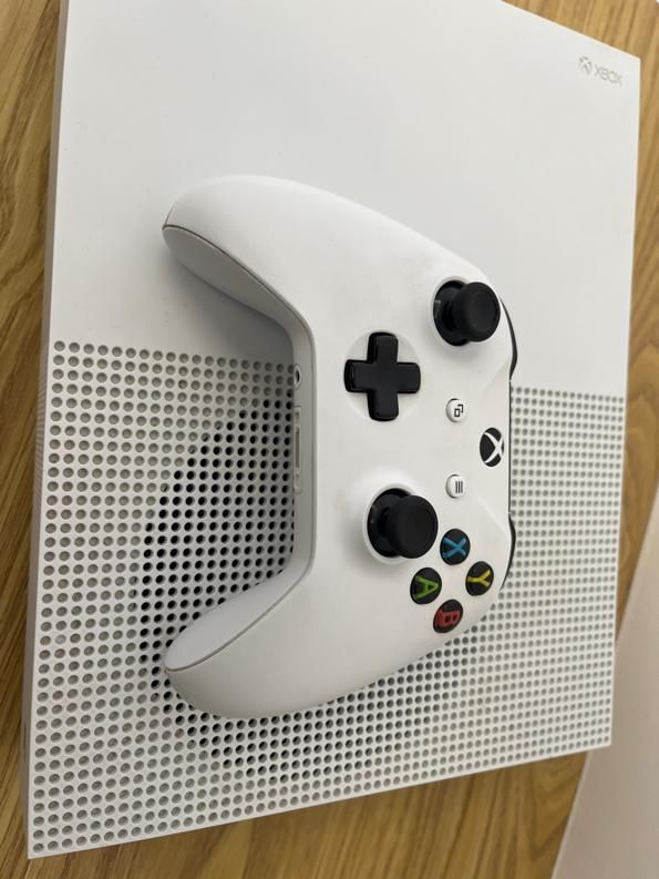 Xbox one s  ایکس باکس وان اس|کنسول، بازی ویدئویی و آنلاین|کرج, باغستان|دیوار