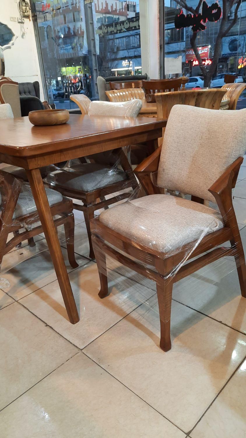 میز ناهارخوری پیچک پلاس|میز و صندلی غذاخوری|مشهد, شهرک رازی (شهرک غرب)|دیوار