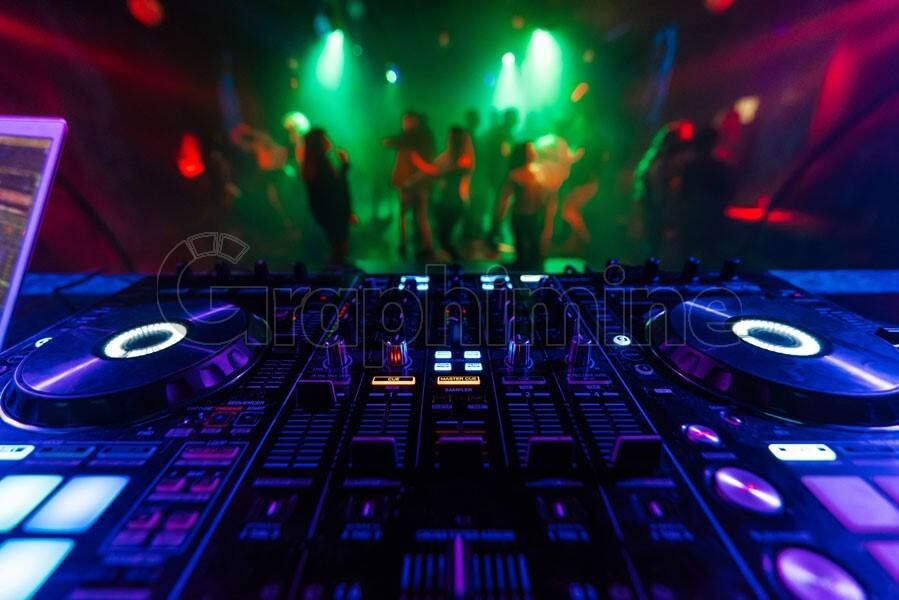 موزیک مراسمات دی جی دیجی dj|خدمات پذیرایی، مراسم|قزوین, |دیوار
